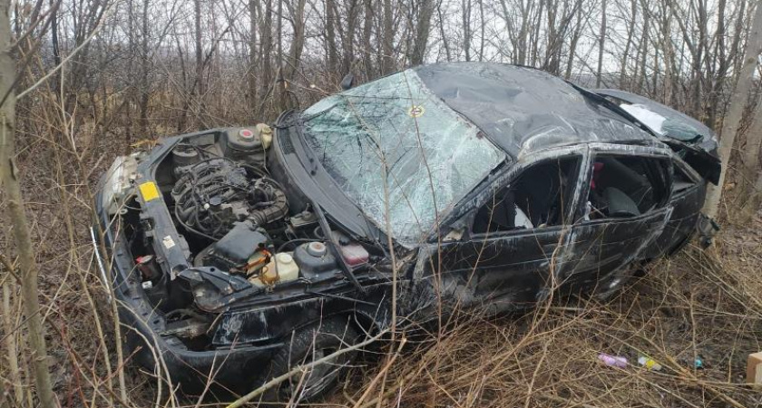 В ДТП под Воронежем погибла молодая мать, двое детей в больнице