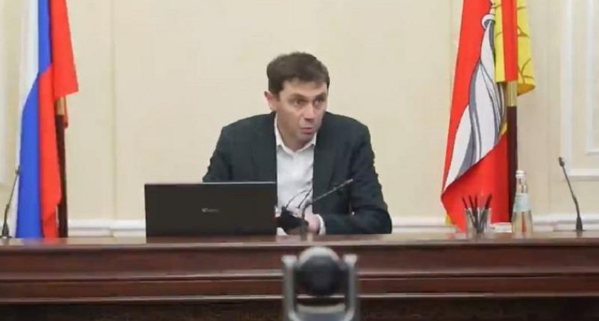 В Воронеже начали готовиться к весне: улицы уберут и засеют газоны