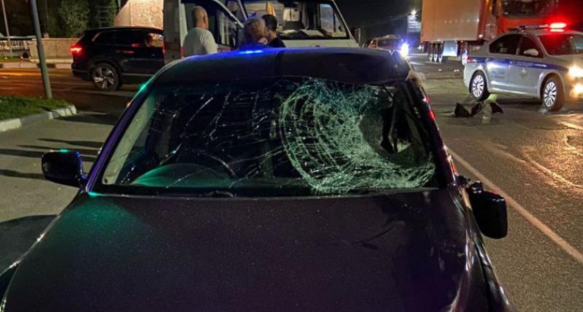 Водитель Toyota насмерть сбил пешехода на переходе в Воронеже