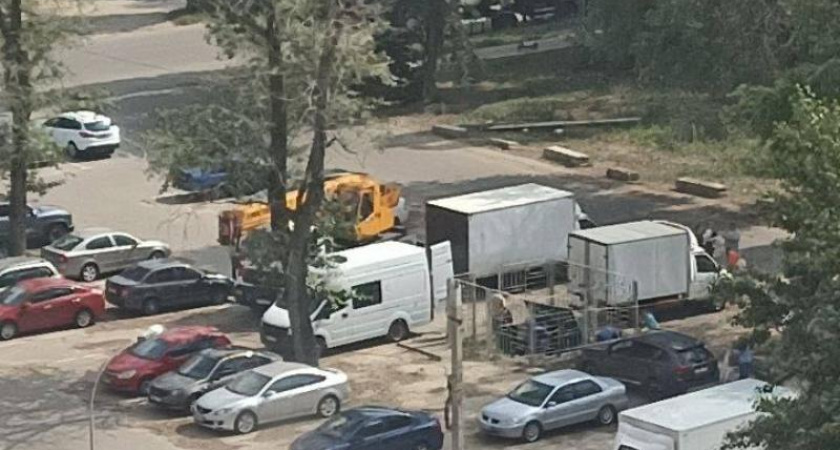 Жители ЖК "Крымский квартал" вторые сутки остаются без воды из-за поломки насосной станции