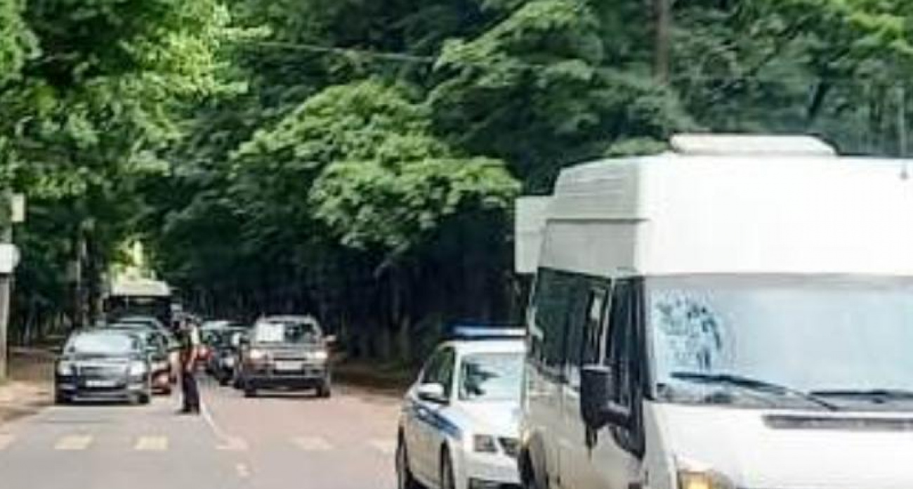 В Воронеже микроавтобус сбил 17-летнего подростка