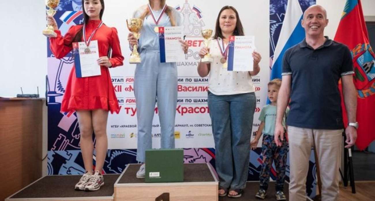 Воронежская шахматистка Журова разгромила 30 соперниц из 11 регионов на Кубке России