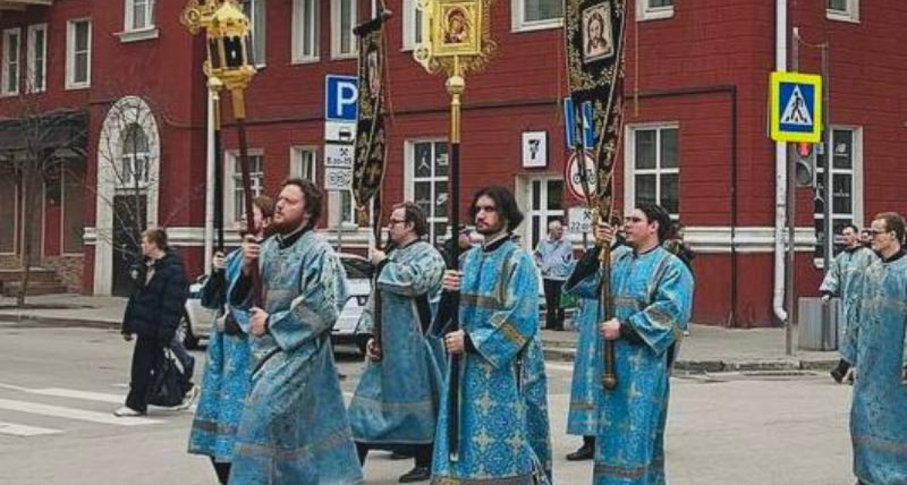 Центр Воронежа парализуют на 3 часа: улицы Энгельса и Феоктистова закроют из-за Крестного хода