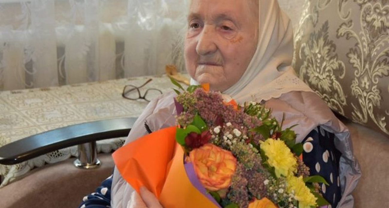 Защитница Воронежа от фашистов отметила 102-й день рождения в кругу пяти поколений семьи