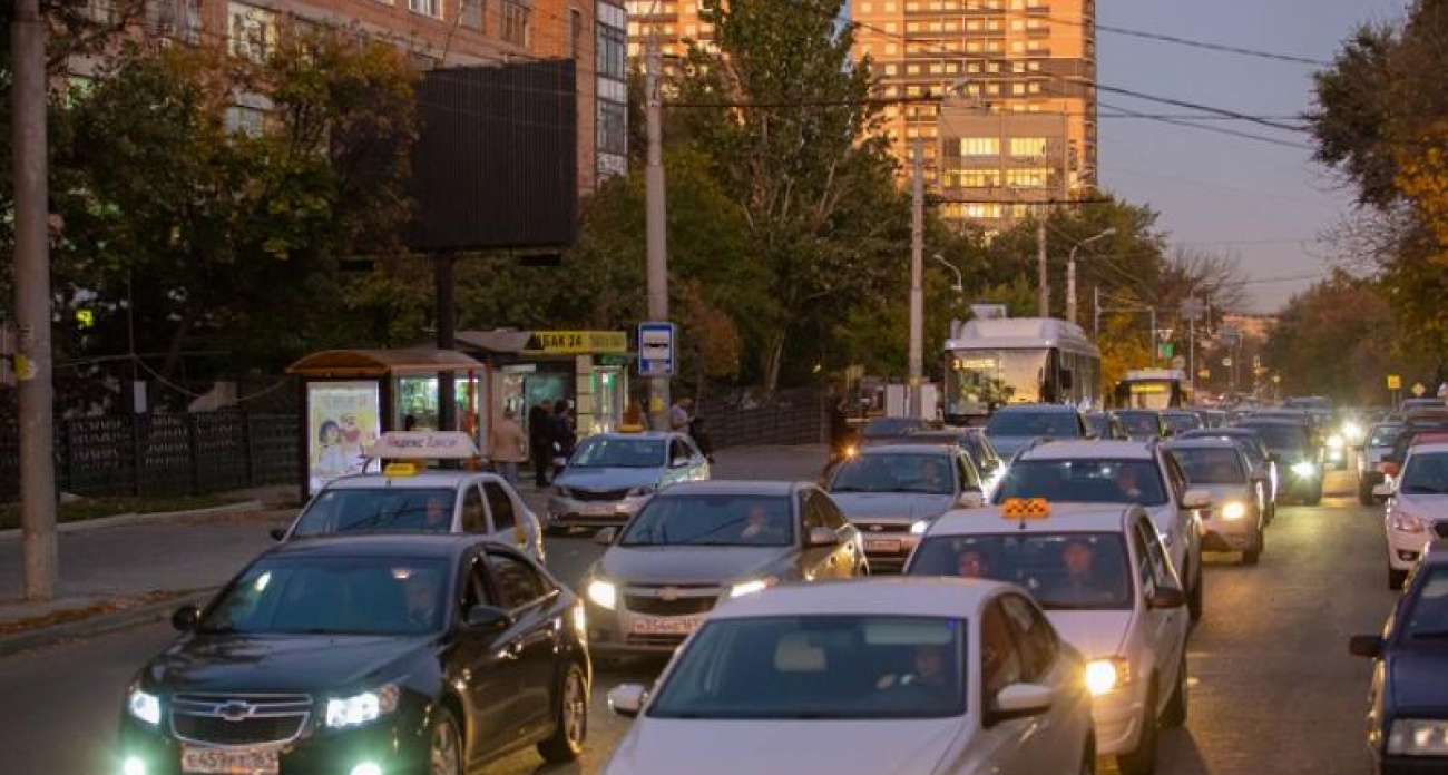 Минпромторг опубликовал список из 17 моделей авто: остальные марки под запретом для такси с марта 2026