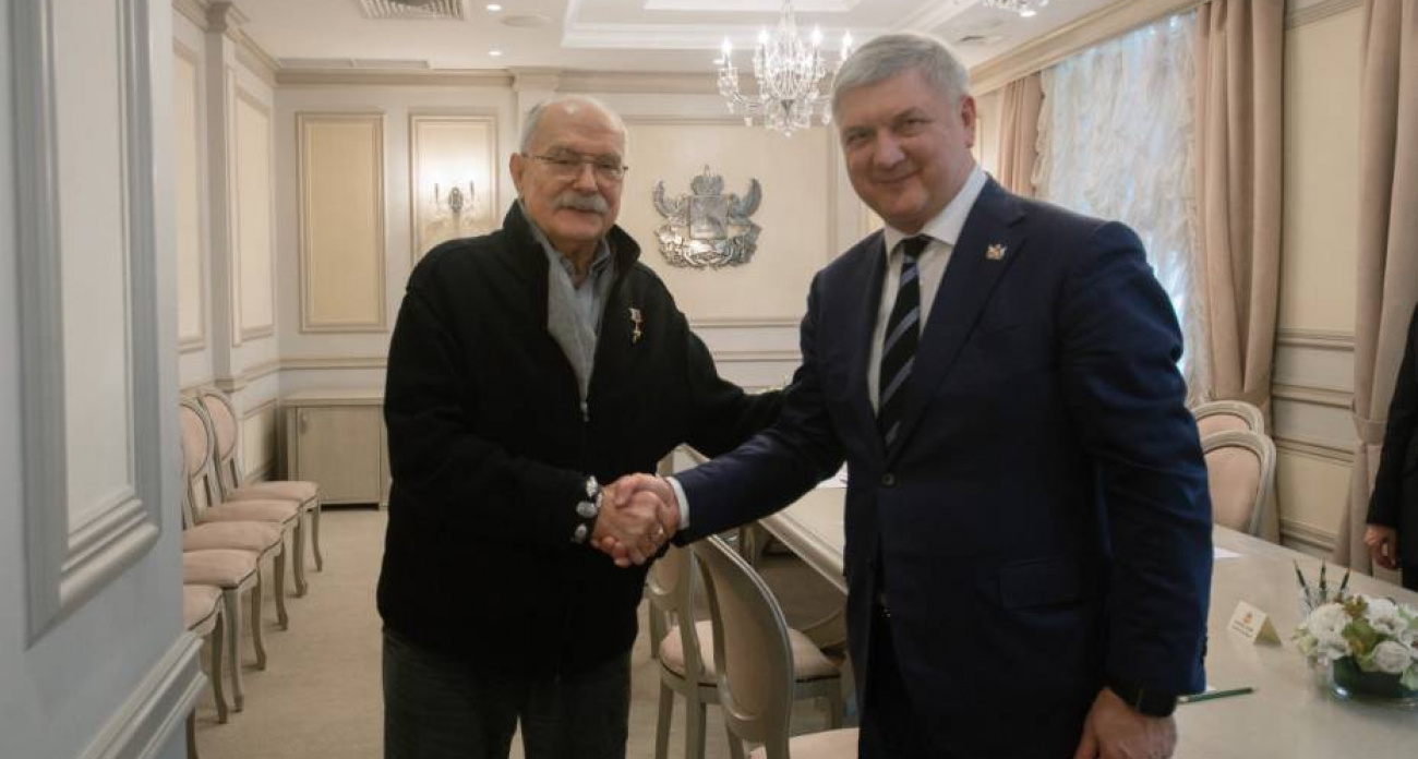 «Событие общенационального масштаба»: Гусев поздравил Михалкова с 80-летием трогательными словами