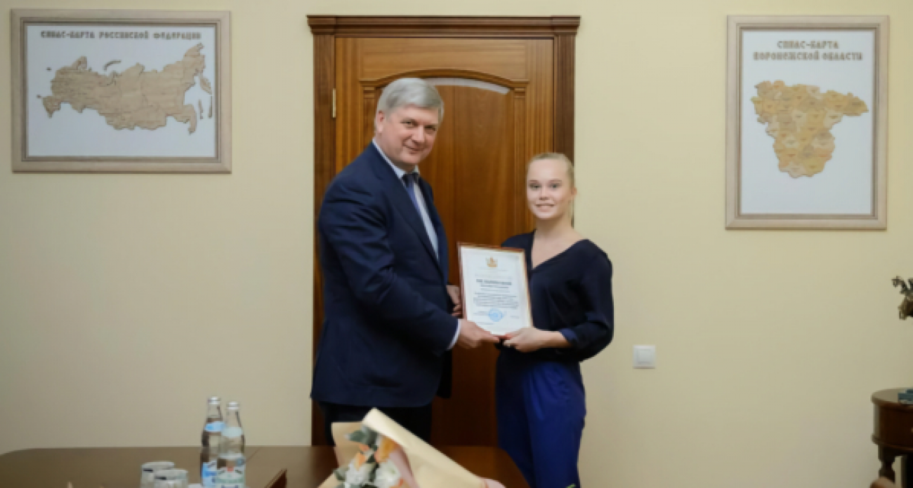Два золота и серебро: воронежская гимнастка Мельникова получила поздравление от Путина и Гусева