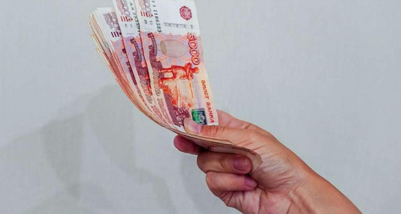 25 беременных студенток Воронежской области получили до 110 тысяч рублей декретных с сентября