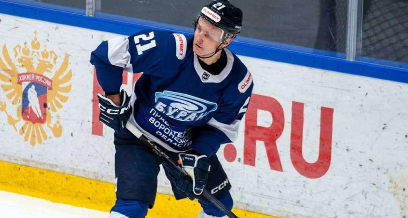 Вихарев покинул «Буран» через драфт отказов после 19 матчей и перешел в белорусский «Брест»