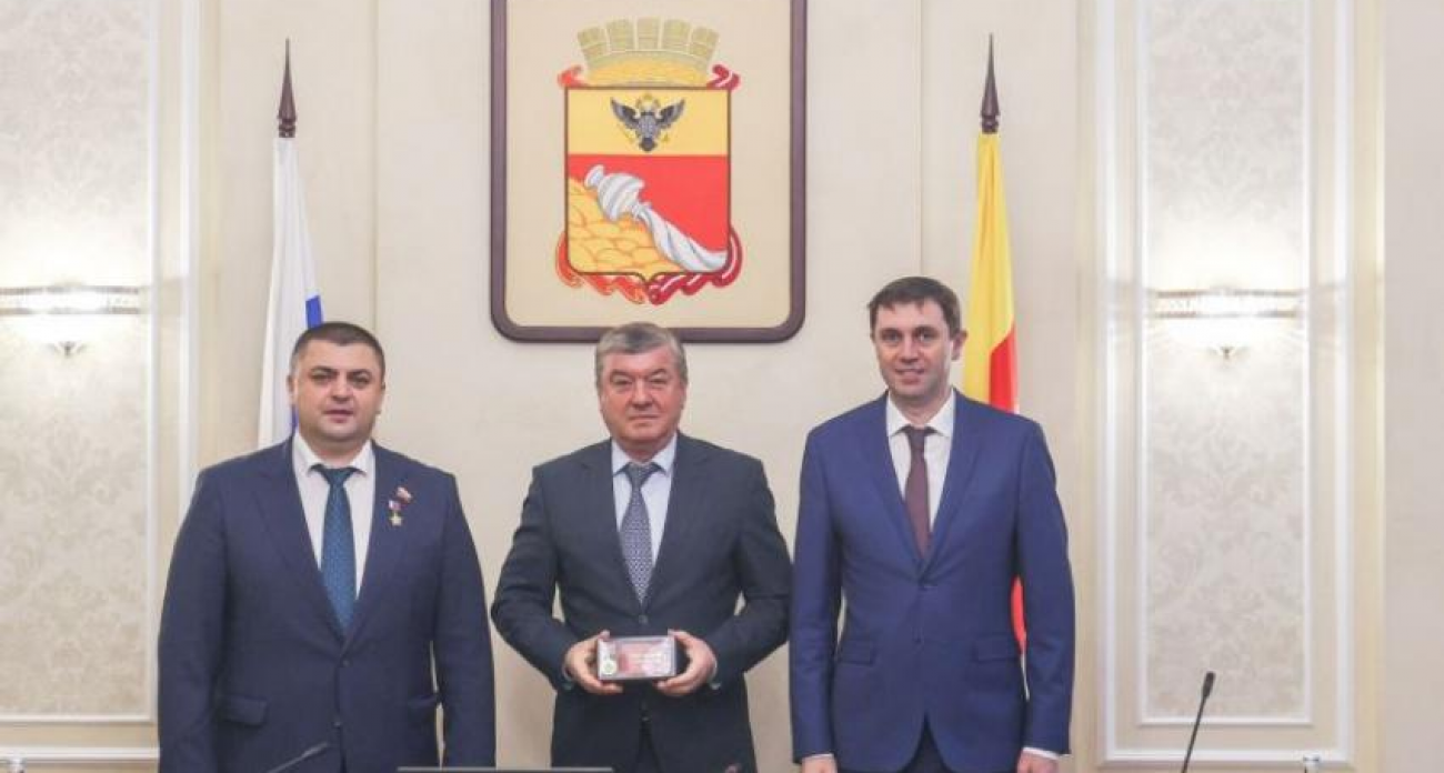 Экс-мэр Колиух получил знак «Город воинской славы» спустя 16 лет после присвоения Воронежу титула