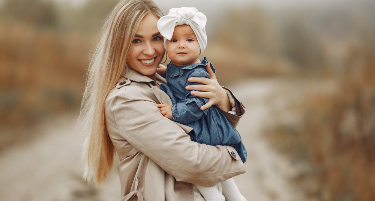 Изящное греческое имя для девочки с философским значением: переводится как благая мысль