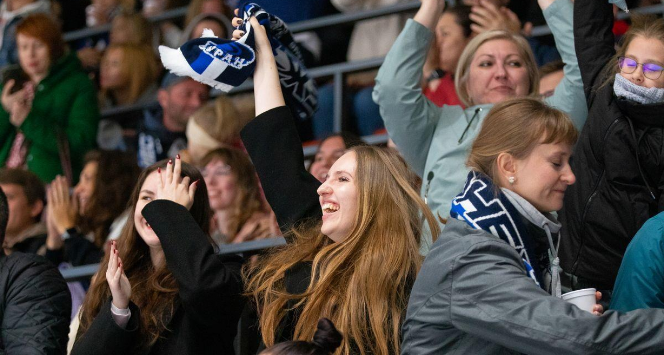 «Буран» растранжирил преимущество 3:1, но Брызгалов спас от поражения за три минуты до сирены