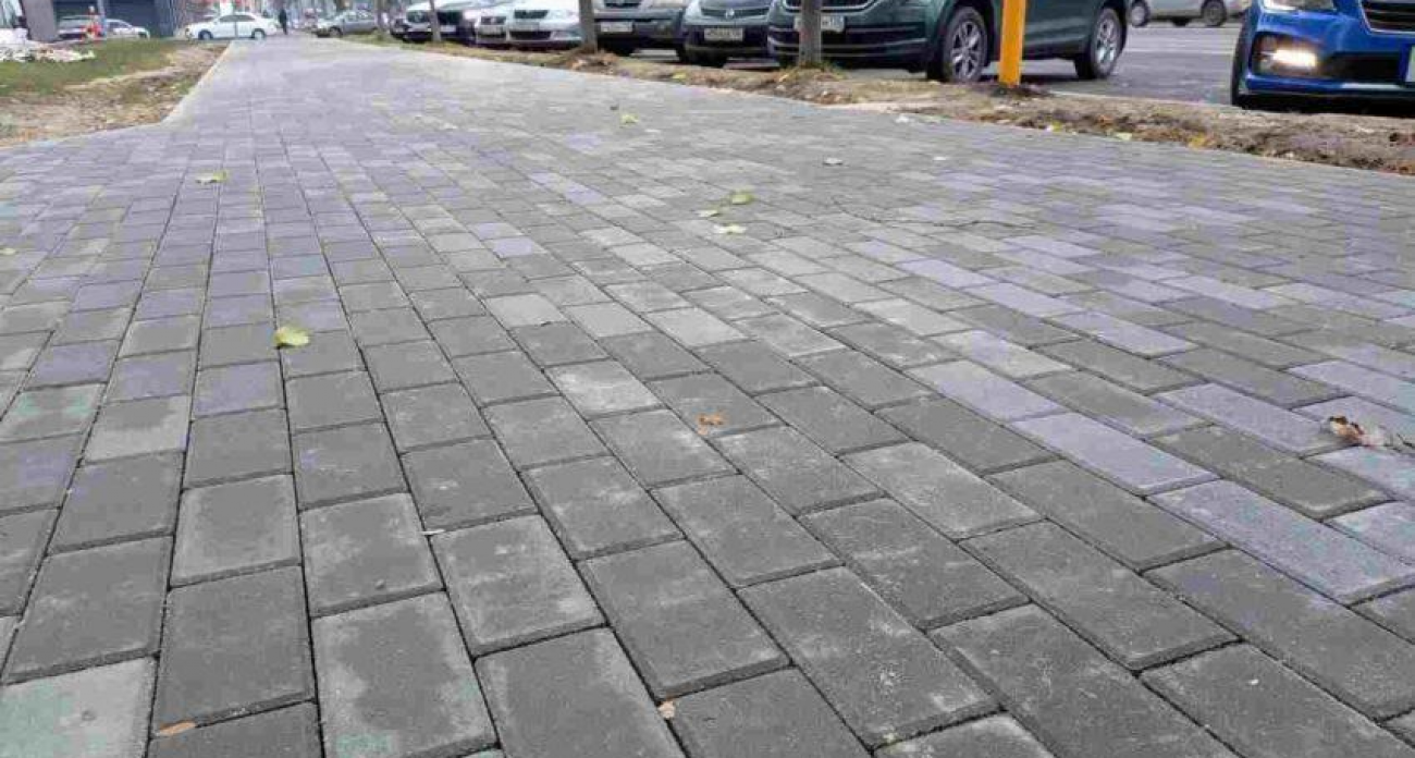 Воронеж досрочно обновил тротуар на Ворошилова за 1,4 млн рублей