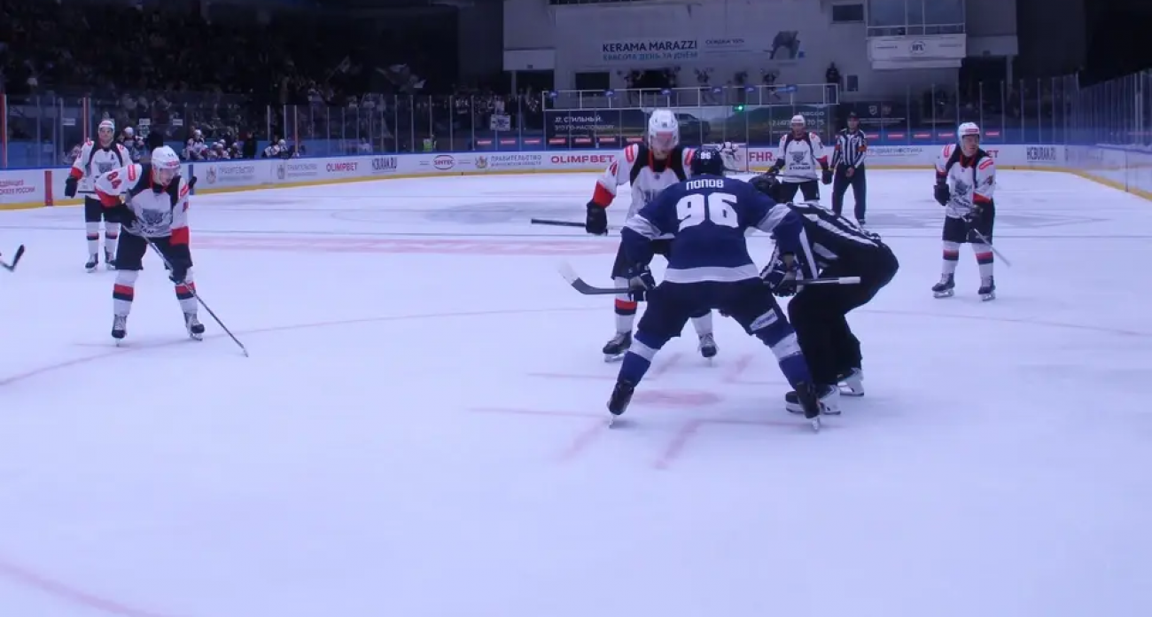 «Буран» впервые сыграл без пропущенных шайб в Челнах и разгромил соперника 1:0