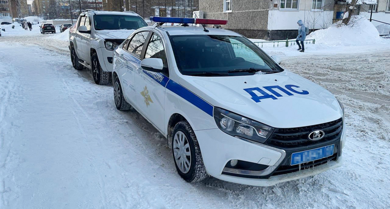 Три документа, которые водитель может не показывать инспектору ГАИ: юрист объясняет, как правомерно отказать