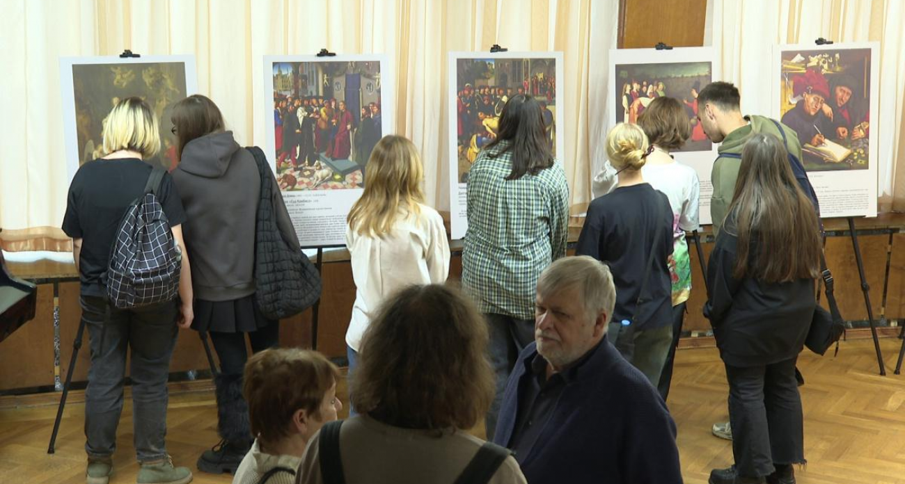 Босх и Рембрандт против взяток: в Доме актёра показали коррупцию глазами великих мастеров