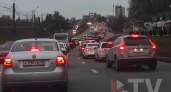 «Дорожный ад» на Северном мосту: воронежцы не могут проехать по кольцу уже 20 минут